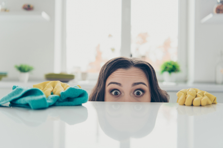 Cuisine, micro-ondes : les nettoyez-vous suffisamment pour votre santé ?